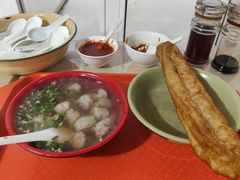 -张阿三馄饨店