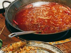 -萍姐火锅·公路夜市(武汉首店)