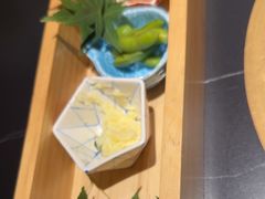 -山川小町·极番烧肉(新地假日广场店)