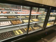 面包甜点陈列柜-德得轩烤涮一体自助餐厅(王府井店)