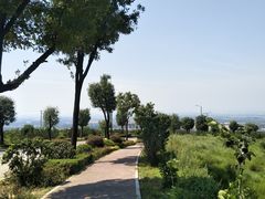 -鹦鹉寺公园