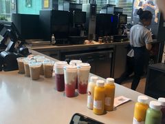 -瑞幸咖啡(汇日央扩国际广场店)