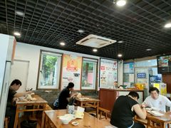 大堂-张小文胡辣汤(龙柏新村店)
