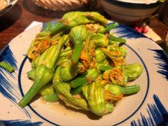 -Cuc Gach Quan Restaurant