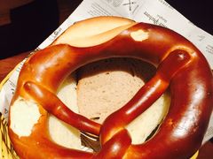 面包蓝-Ambra Haus琥珀屋精酿餐厅(宝山店)