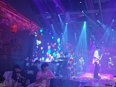 -喜鹊音乐酒馆(西街店)