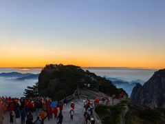 -黄山光明顶山庄