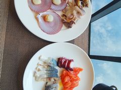 -大中华希尔顿酒店-念自助餐·嗨啤·小龙虾
