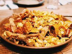 -SISTERS BAR RESTAURANT川意酒馆(嘉善老市H楼店)