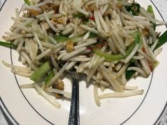 -关夫人餐厅(阳光广场店)