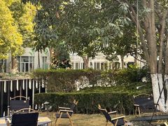 -J Create城市露营咖啡·简餐·宠物(上海动物园店)