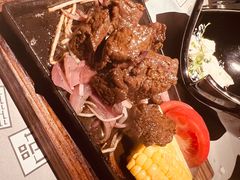 -穹六人间 people 6(岳阳路店)