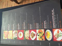 -Neary Khmer Restaurant