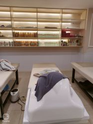 -Bollins波林丝•专研护发中心