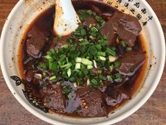 -杨三娘跷脚牛肉(羊子山西路店)