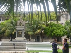 -吐斯廉屠杀博物馆