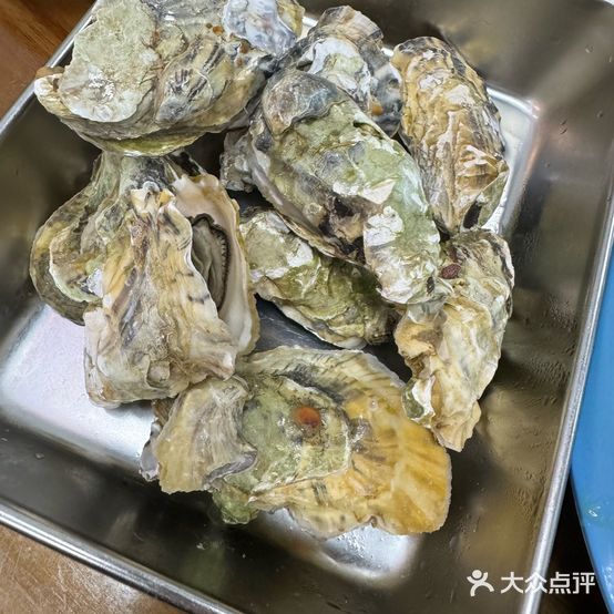 御蚝湾海鲜烧烤(正黄金色华庭店)