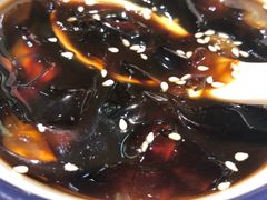 红糖冰粉-两三事小郡肝串串香火锅(桂庙店)