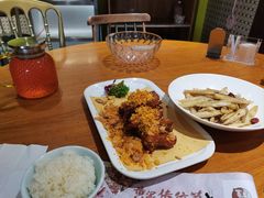 -黄泥岗·地道湖北菜(奥特莱斯店)