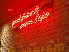 -BHC炸鸡(明洞总店)