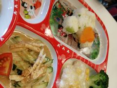 -晶荷轩(香港迪士尼乐园酒店)