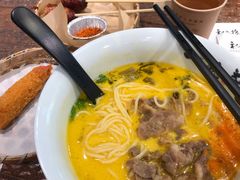 草本酸辣汤雪花肥牛面-和府捞面(景枫中心店)