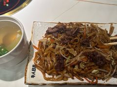 -牛人日志·鲜牛肉骨汤火锅(万科里瑧店)