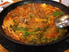 -喇喇排骨火锅·传统韩式脊骨汤(望京西园总店)