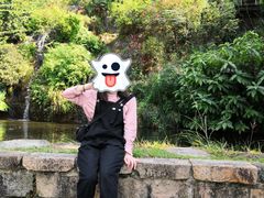 -青青世界