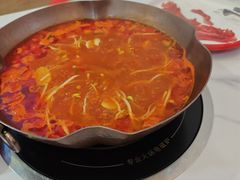 -毛辣果·贵州红酸汤牛肉火锅(西单店)