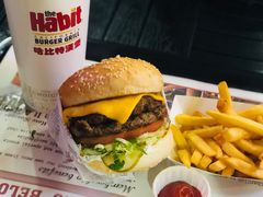-The Habit Burger Grill 哈比特汉堡(爱琴海店)