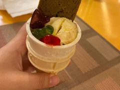 -上海西藏大厦万怡自助餐厅(徐汇店)