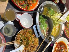 -谭公鱼头·鲜鱼火锅·小龙虾·江湖菜(秀沿路店)