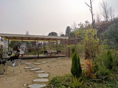 -叁山与肆客服号民宿(龙泉阳光城百工堰公园店)