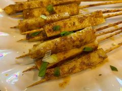 -老街烧烤大排档·地道湖北菜·龙虾馆(汉口火车站店)