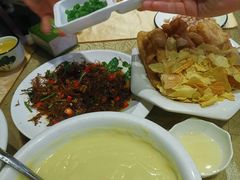 -水上人家民俗餐厅(洱海公园店)
