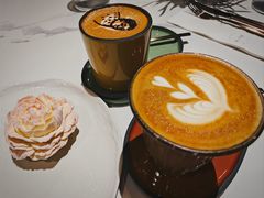 -潮一不贰·法式甜品·生日蛋糕·西式简餐(外滩店)