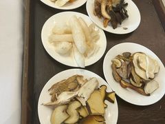 -天宜隆蘑菇宴火锅(石景山旗舰店)