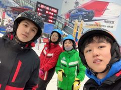 -哈尔滨热雪奇迹