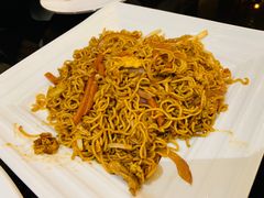 豉油皇肉丝炒面-玉兰苑一等茶餐厅
