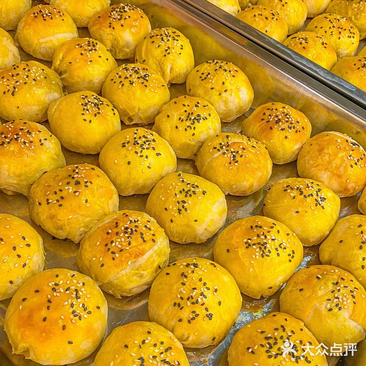不多❗手工酥皮烤包子我也就点了十几个而已……