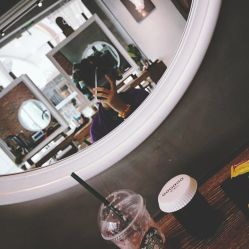 -QZHAIR SALON