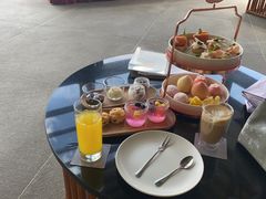 -亚龙湾喜来登·美景台大堂吧