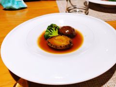 甄品鲍鱼会花菇-香樟花园法式铁板烧(恒隆广场店)