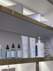 -MIDA蜜哒•科技逆龄美肤连锁