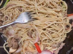 -豪客嘉族·麦尼顿西餐厅(乐福天下店)