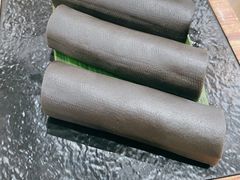 香滑黑芝麻卷-喜喜酒家·纯手工点心·粤菜