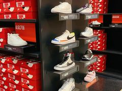 -王府井奥莱临潼小镇(临潼店)