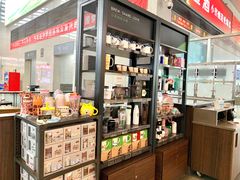 零售区-星巴克(宜兴高铁站店)