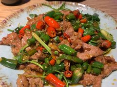 小炒黄牛肉-嘎嘎鸭脑壳江湖菜(五里店)
